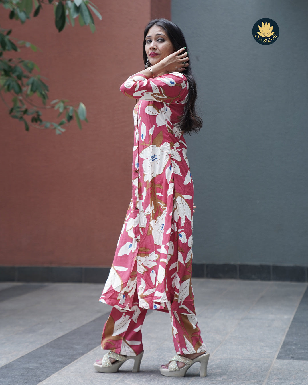 Printed Cotton A-Line Kurti with Wooden Buttons and Big Floral Print - CLS0148