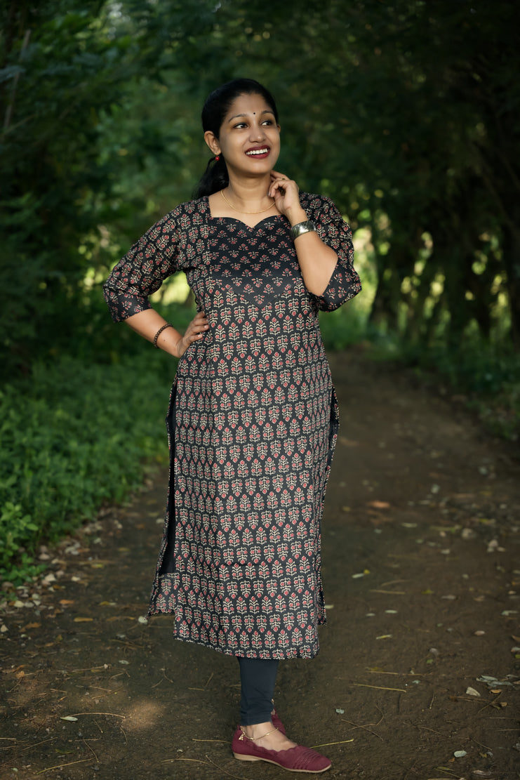 Cotton casual Heart neck