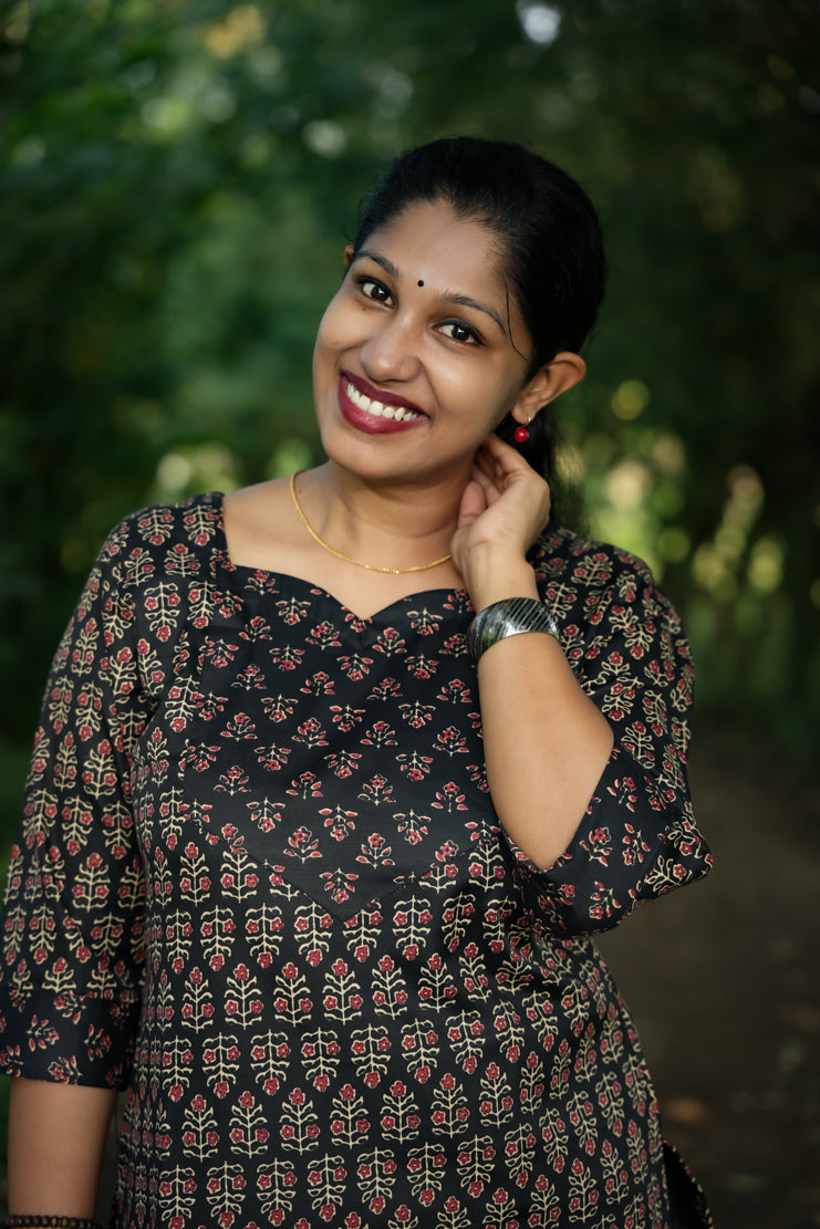 Cotton casual Heart neck