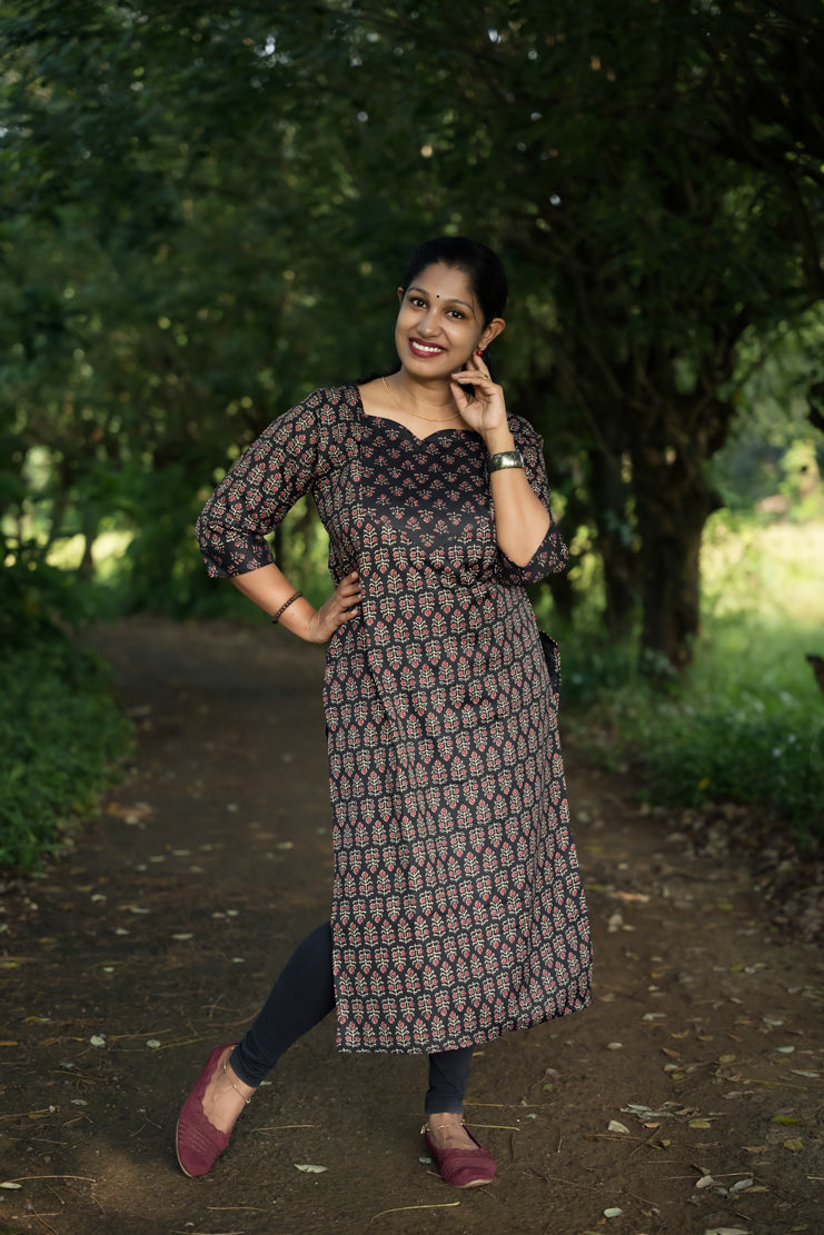 Cotton casual Heart neck