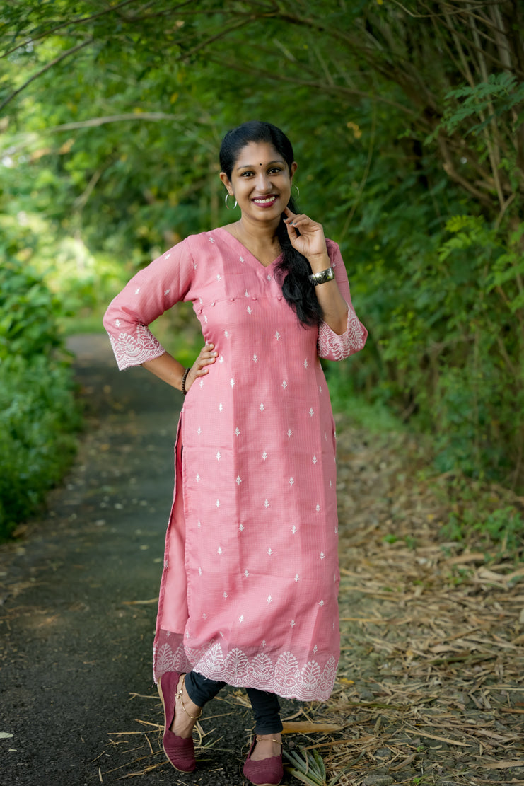 Net Kotta slitted kurti