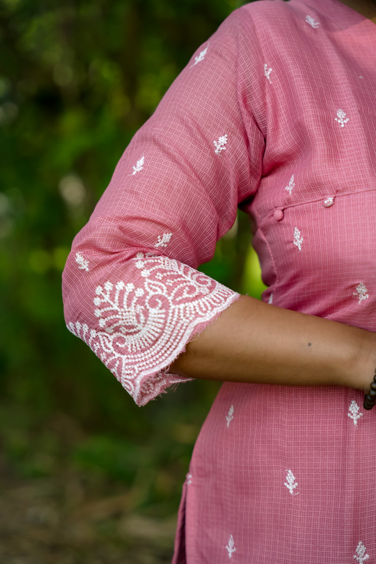 Net Kotta slitted kurti