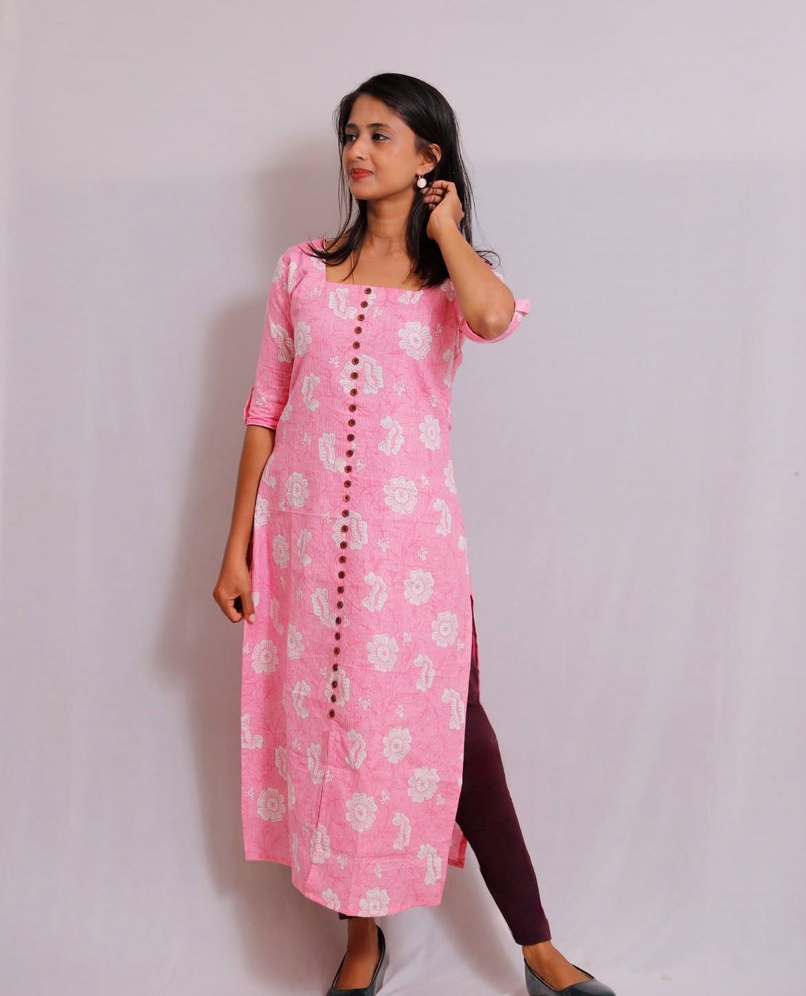 Classic Cotton Kurti – Square Neck with Wooden Button Detail - VR0073