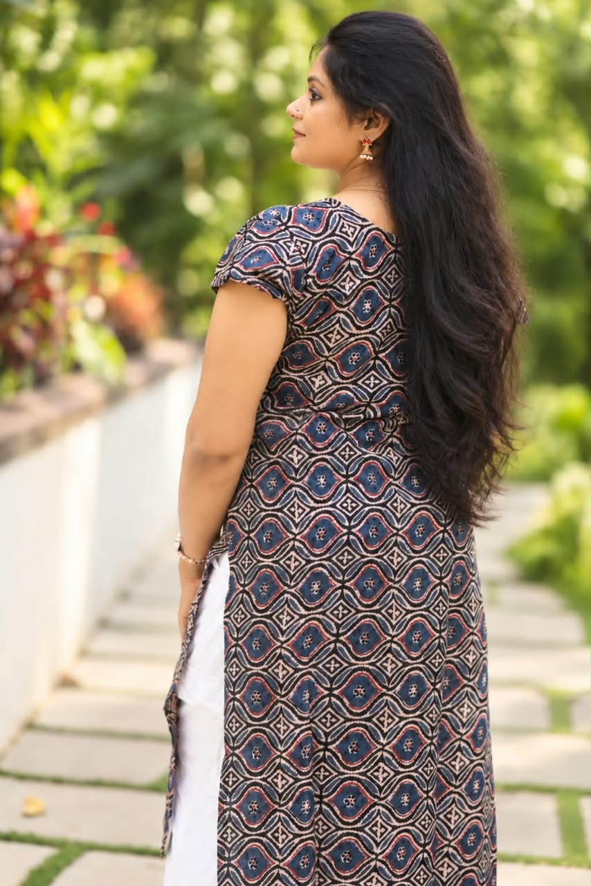 Handblock Printed Cotton Slit Kurti - CLS0192